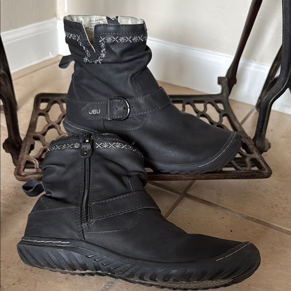 JBU Women's Black Ankle Boots Size 7
